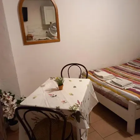 White Apartment Fucecchio