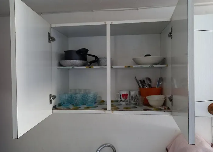 White Lägenhet